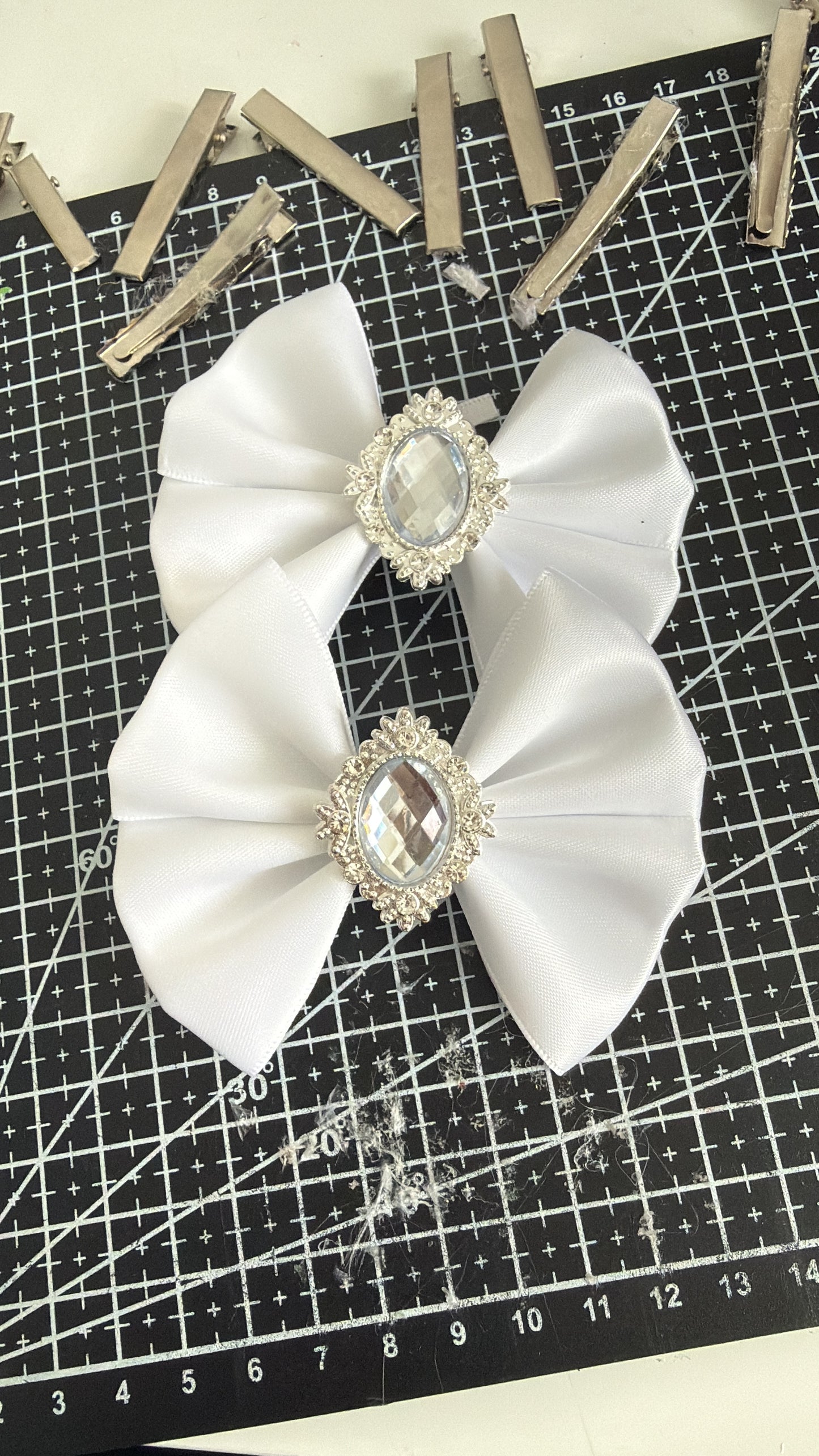 Classic double bow